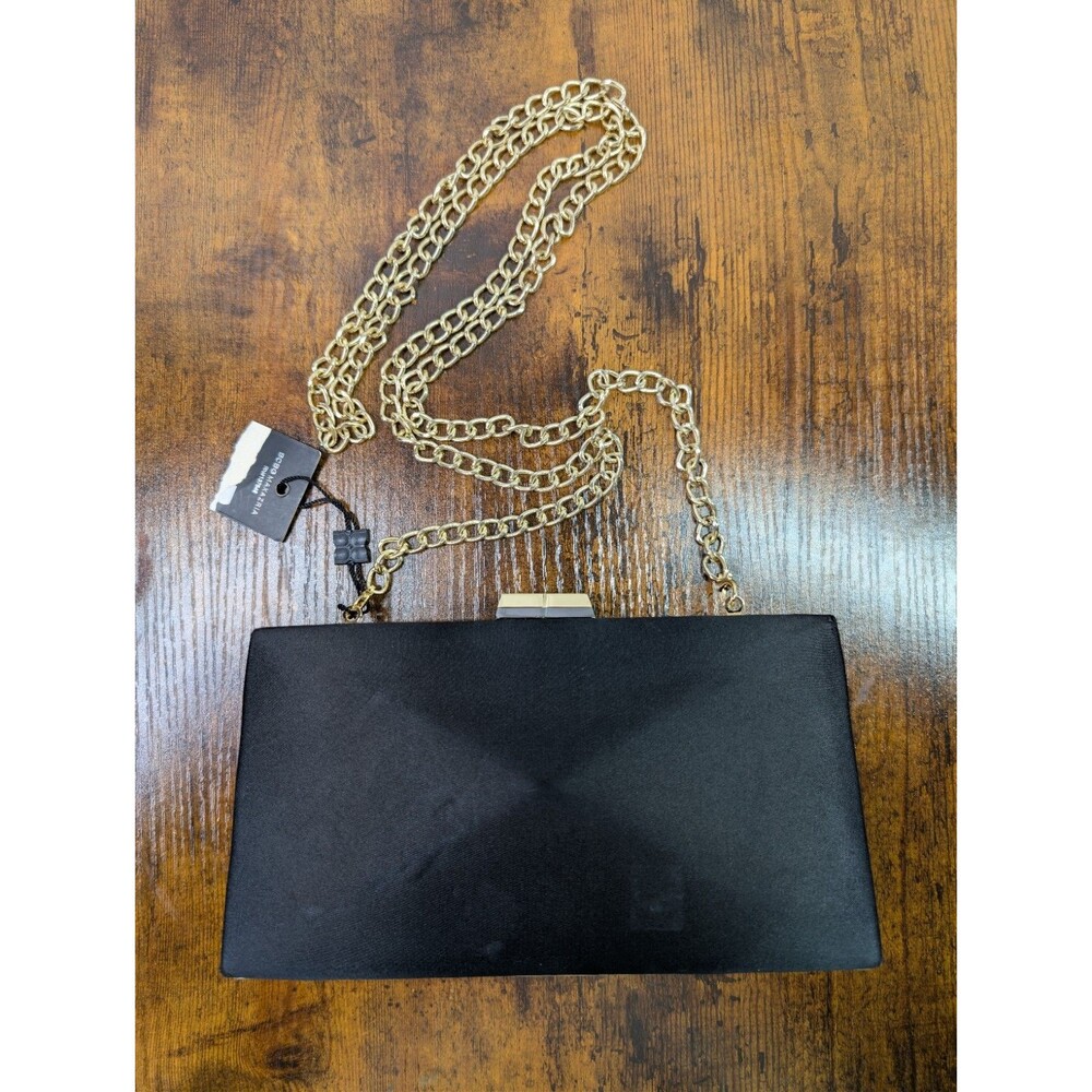 BCBGMAXAZRIA Clasp Clutch Purse